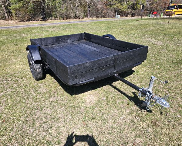 auction image